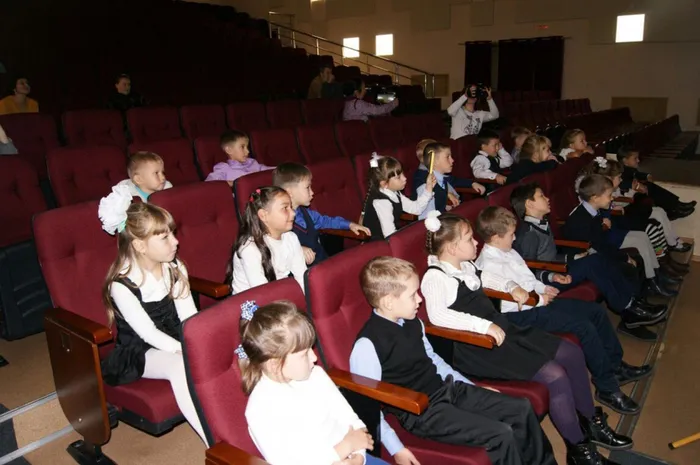 Посвящение в первоклассники 1 "А" МБОУ СОШ №18