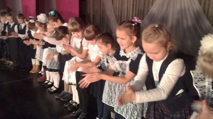 Посвящение в первоклассники 1 "А" МБОУ СОШ №18